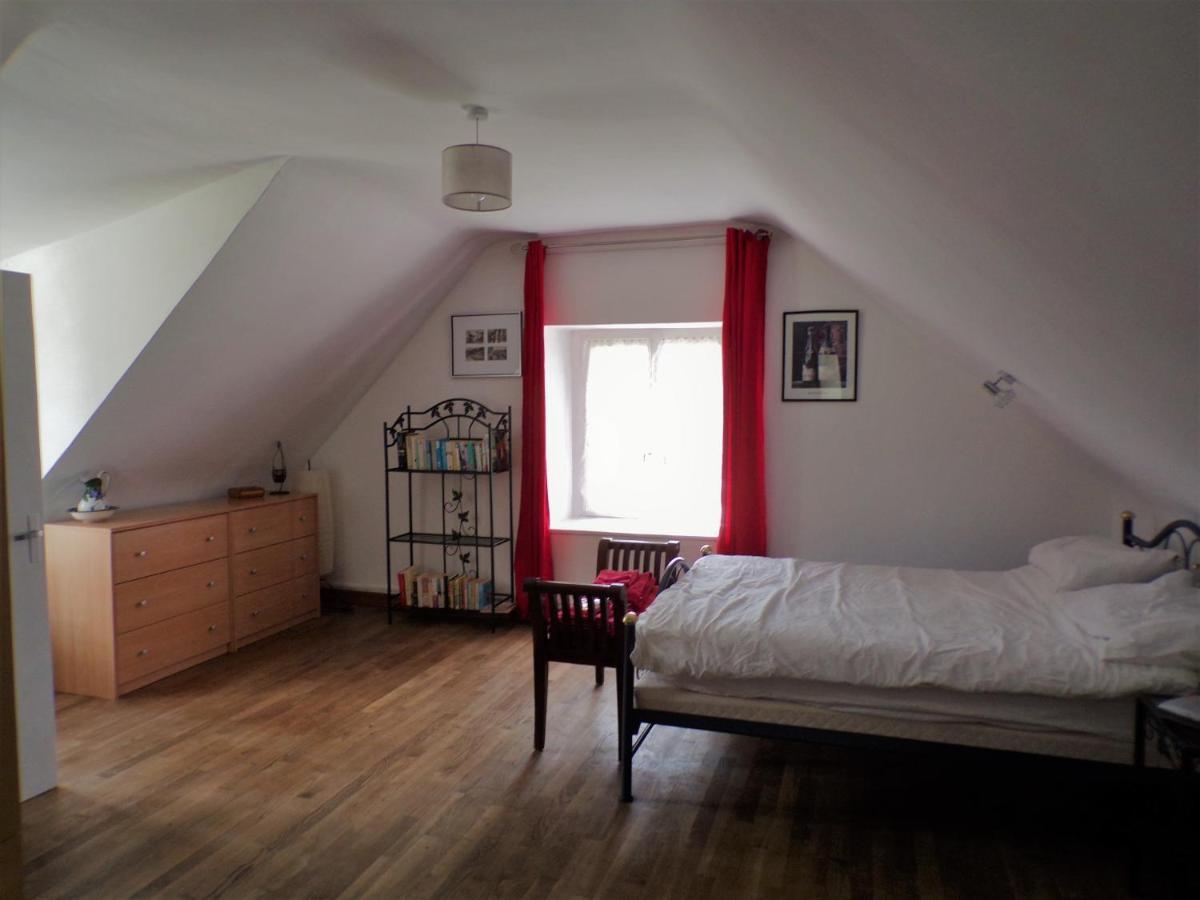 Ker Jerome - Traditional Stone Breton Cottage Near To Dinan Trelivan Zewnętrze zdjęcie